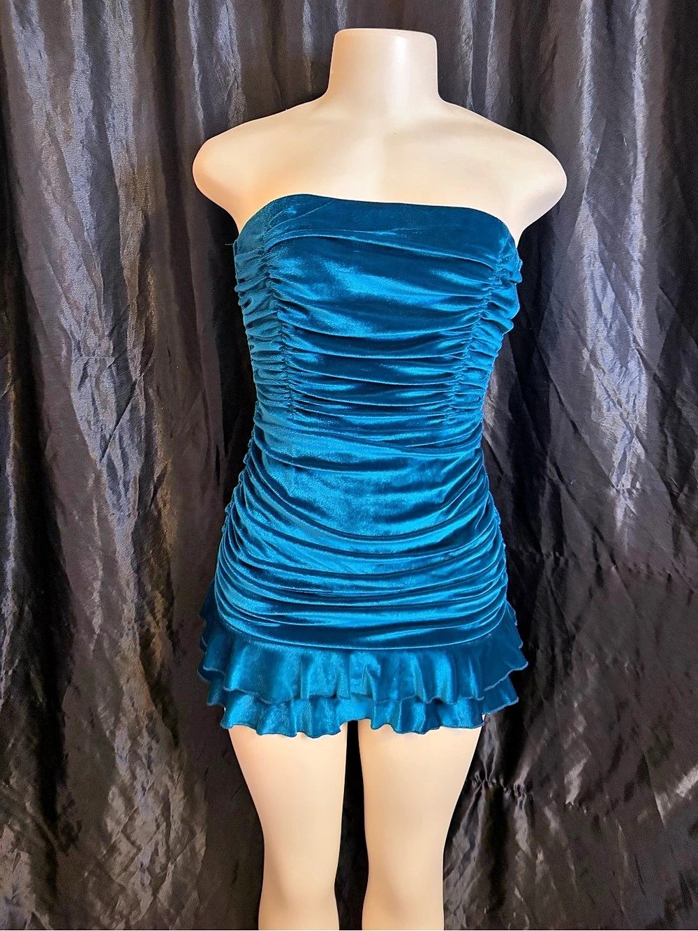 LUCY IN THE SKY Ruched Mini Dress in Blue Like New